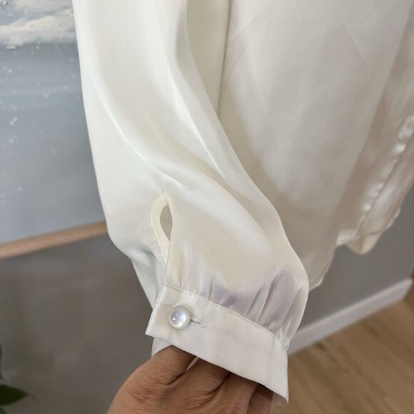 Anne Klein cream neutral Silky rolled neck Tie Blouse Size small business work - Picture 4 of 13